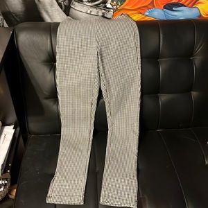 Urban outfitters checkered form fitting pants. Size 0